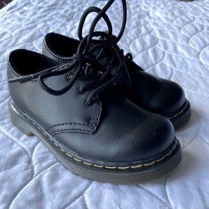 Dr Martens- toddler oxfords
